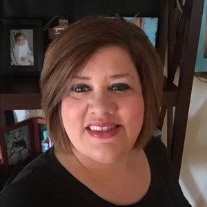 Meet your Posher, Dana