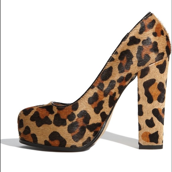 *SALE!* Leopard Sarina Steve Madden Heels