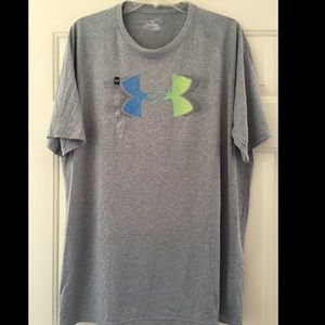 🙂Men's UNDER ARMOUR T-shirt🙂