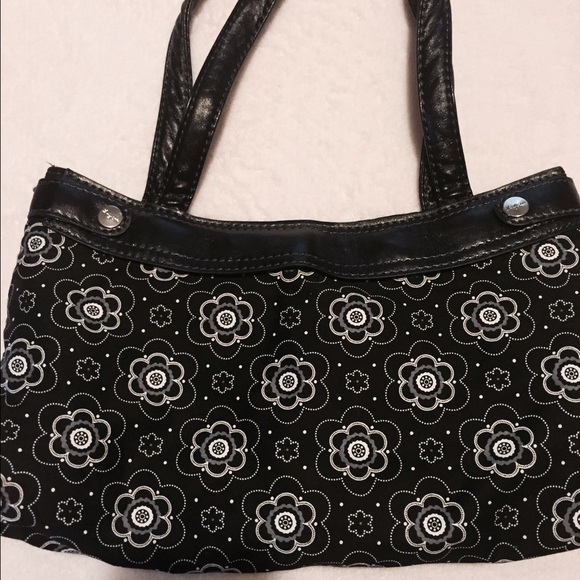 31 Handbag with 3additional shells