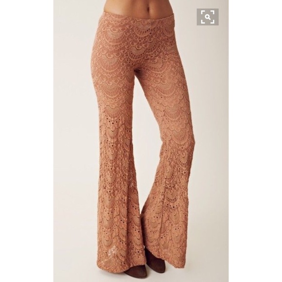 Nightcap Spanish Lace Bells - Picture 2 of 4