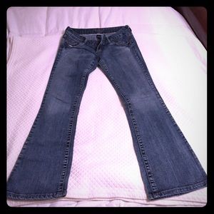 Stonewash boot cut jeans size 7- Lowrise