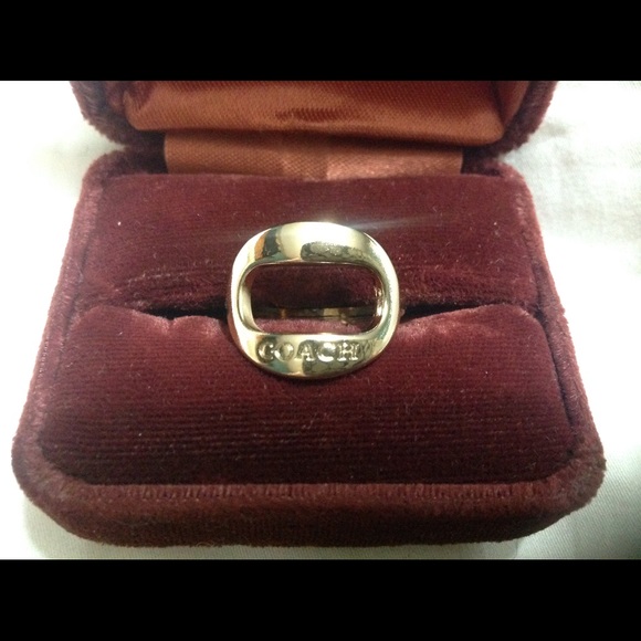 Authentic Coach ring - Picture 1 of 2