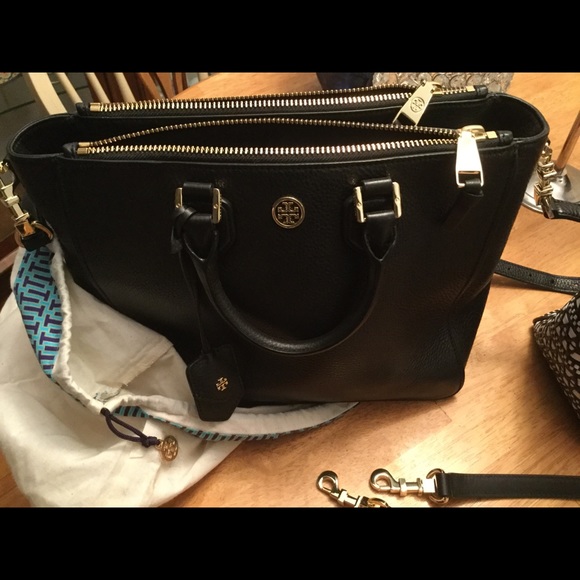 Pics for adjustable, detachable strap - Picture 4 of 4