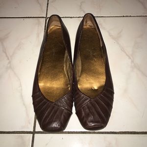 Brown flats