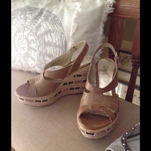 Wedges by Carlos