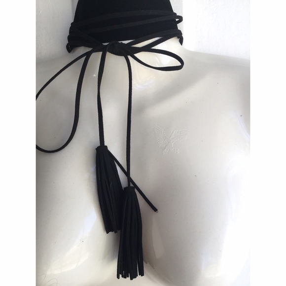 ✨Black Velvet Choker Necklace w. tassel.