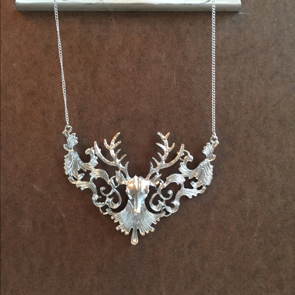 📦📦LAST SILVER Fancy Deer Necklace in Silver📦📦 - Picture 2 of 3