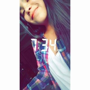 Meet your Posher, Vanessa