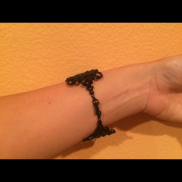 Bundle- 2 Cuff Bracelets - Picture 4 of 4