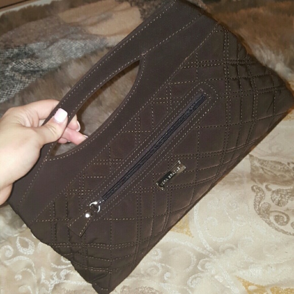 Vera bradley clutch