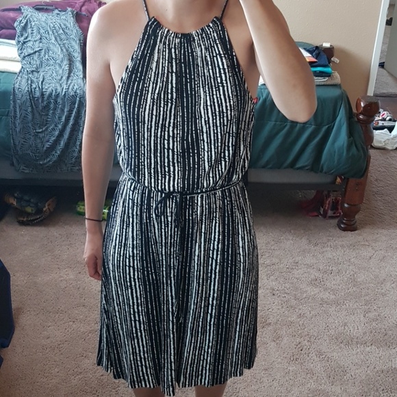 Loft Summer Dress - NWT - Picture 8 of 8