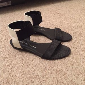 Chinese Laundry Sandals - 6.5