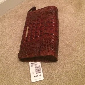 BRAND NEW Brahmin Clutch