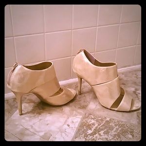 Gold peep toe heels