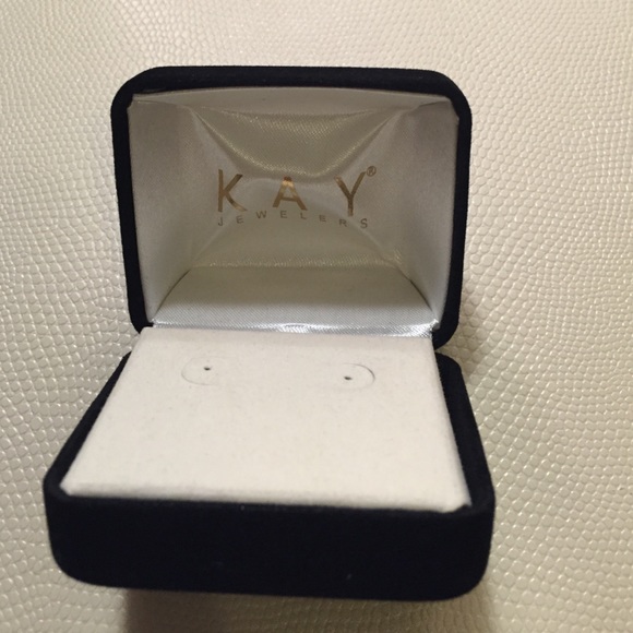 kay jewelers earring box