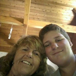 Meet your Posher, Lori