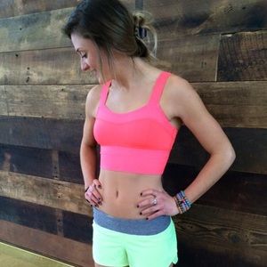 NWOT lululemon Var-City Bra sz 8 electric coral 💖