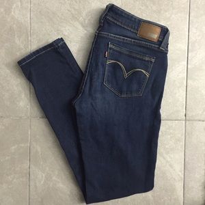 Levis skinny jeans