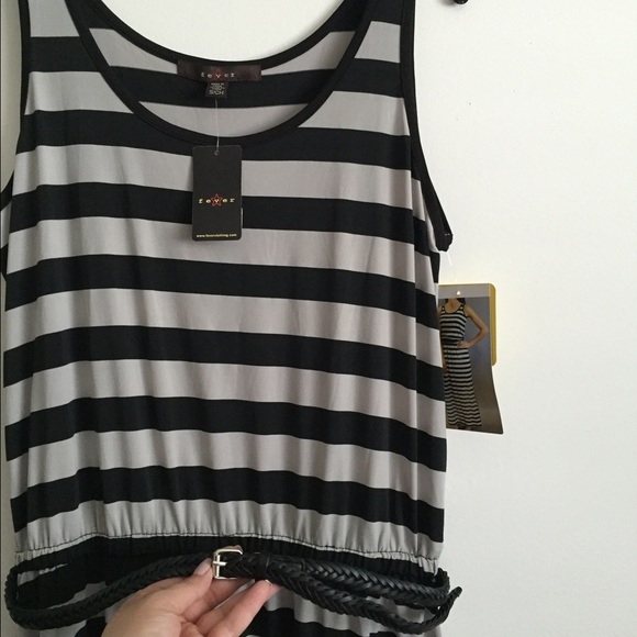 Maxi stripes dress w/ belt - Picture 3 of 4