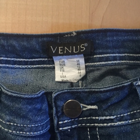 Sold - Picture 3 of 3