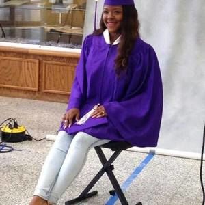 Meet your Posher, Lisa