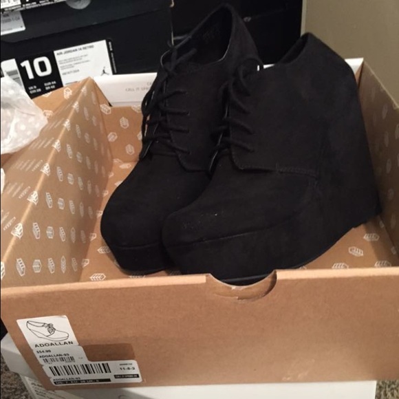 Call It Spring Shoes - Black suede wedges *call it spring* great for fall