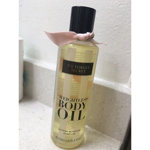 VS Body Oil
