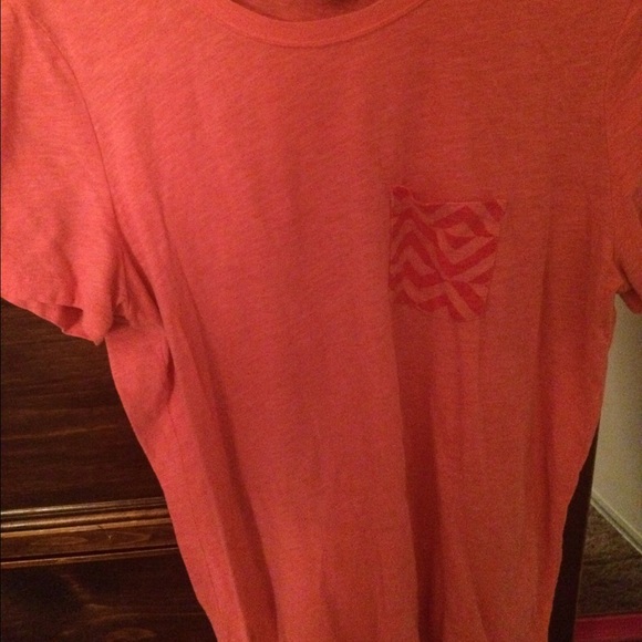 Vs pink Tee