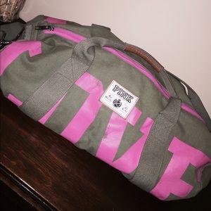 Victoria's Secret Pink duffle bag