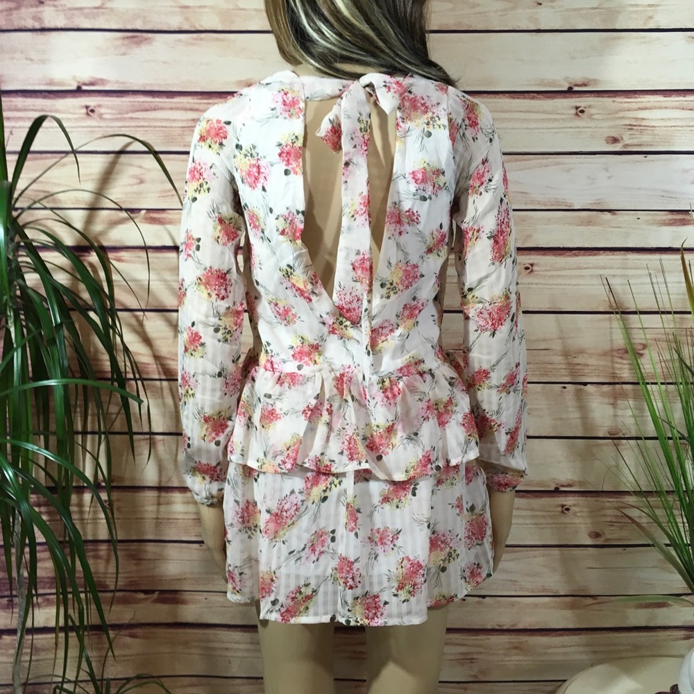 FLORAL MINI DRESS runs large - Picture 4 of 7