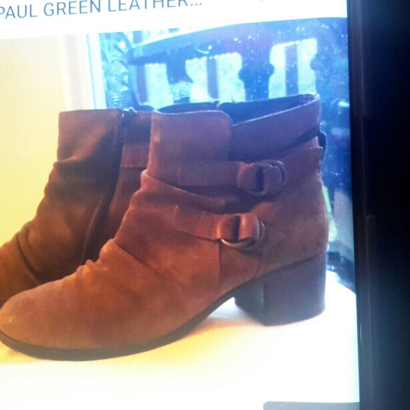 SOLD!!!! PAUL GREEN ANKLE BOOTS SZ 9 BROWN LEATHER