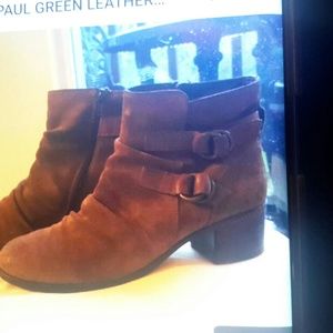 SOLD!!!! PAUL GREEN ANKLE BOOTS SZ 9 BROWN LEATHER