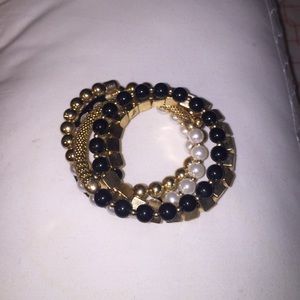 Black gold and pearl bracelet