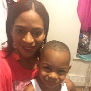 Meet your Posher, Ivelisse