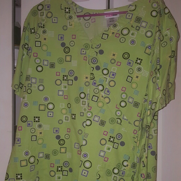 Plus size scrub set!