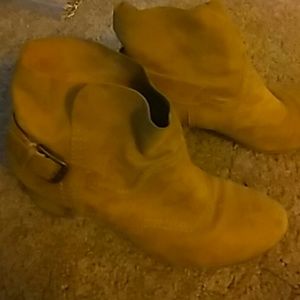 Ankle boots 10.5 size suede nice for fall