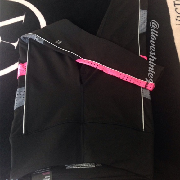 •Victoria's Secret• Knockout Tight S - Picture 3 of 4