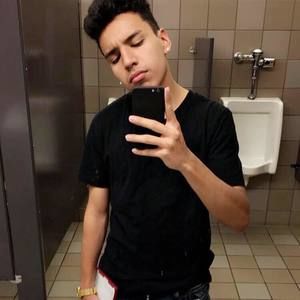 Meet your Posher, Mark