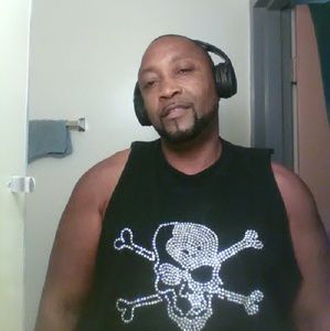 Meet your Posher, Gregory