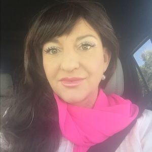 Meet your Posher, Bernice