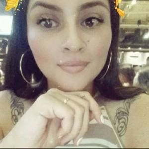 Meet your Posher, Gloria