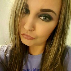 Meet your Posher, Lindsey