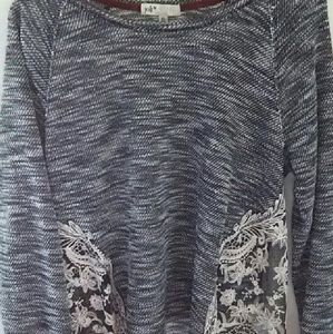 Long sleeve top