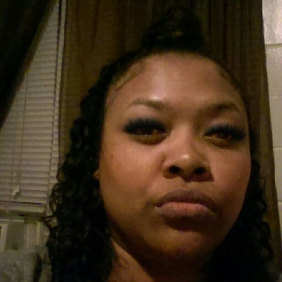 Meet your Posher, Estrella