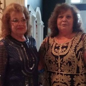 Meet your Posher, Sharon