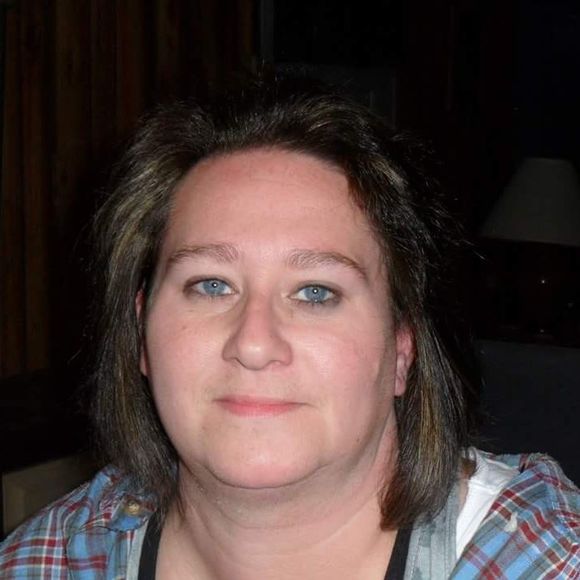 Meet your Posher, Loretta - Picture 1 of 1