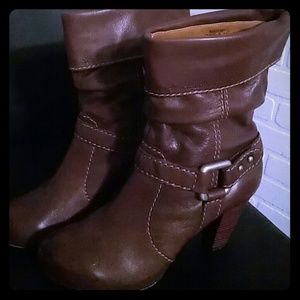 Fossil brown leather slouch boots