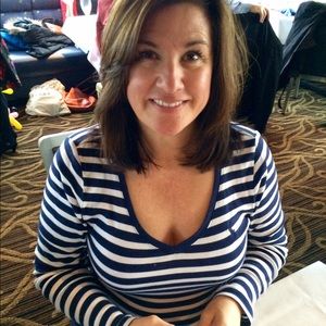 Meet your Posher, Laurel