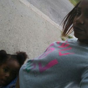 Meet your Posher, Ronisha